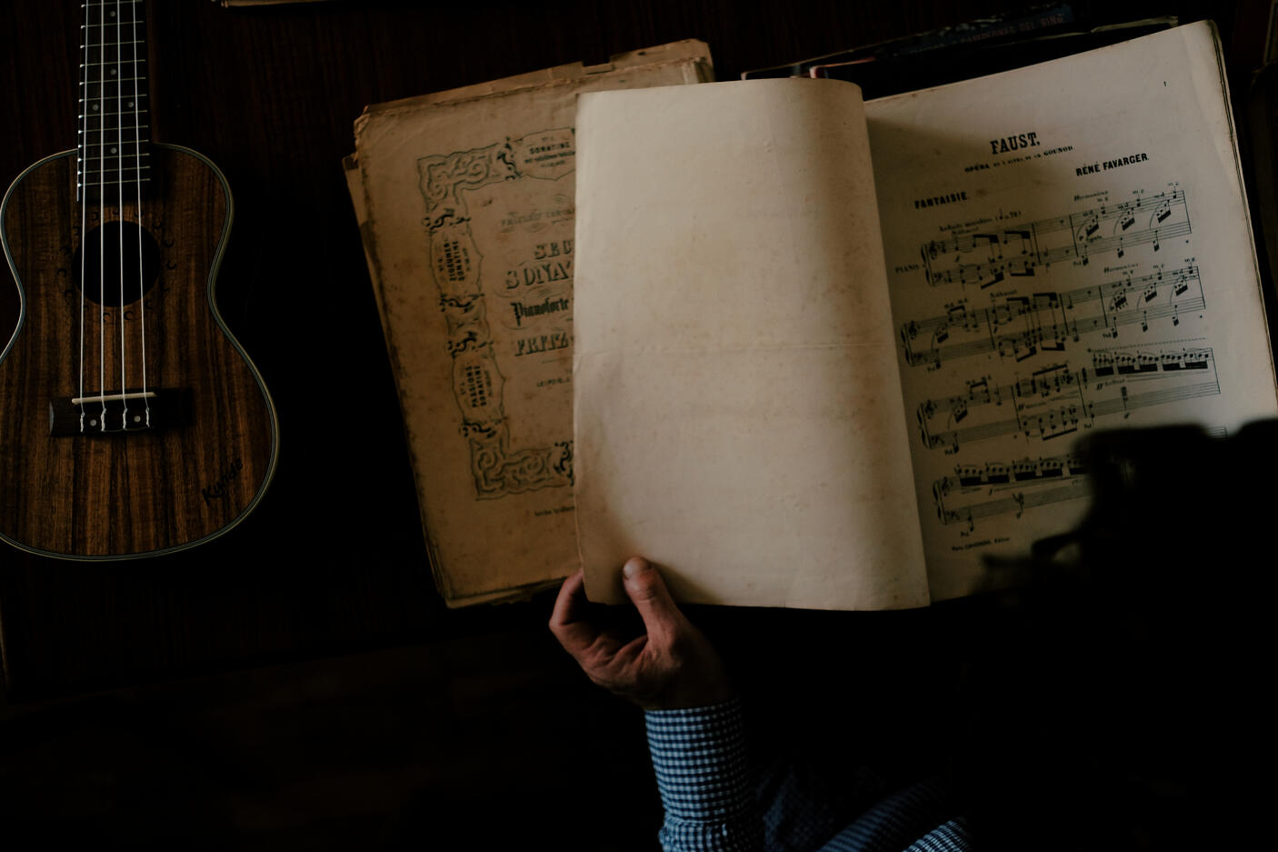 Twenty baroque fragments and a song of hope